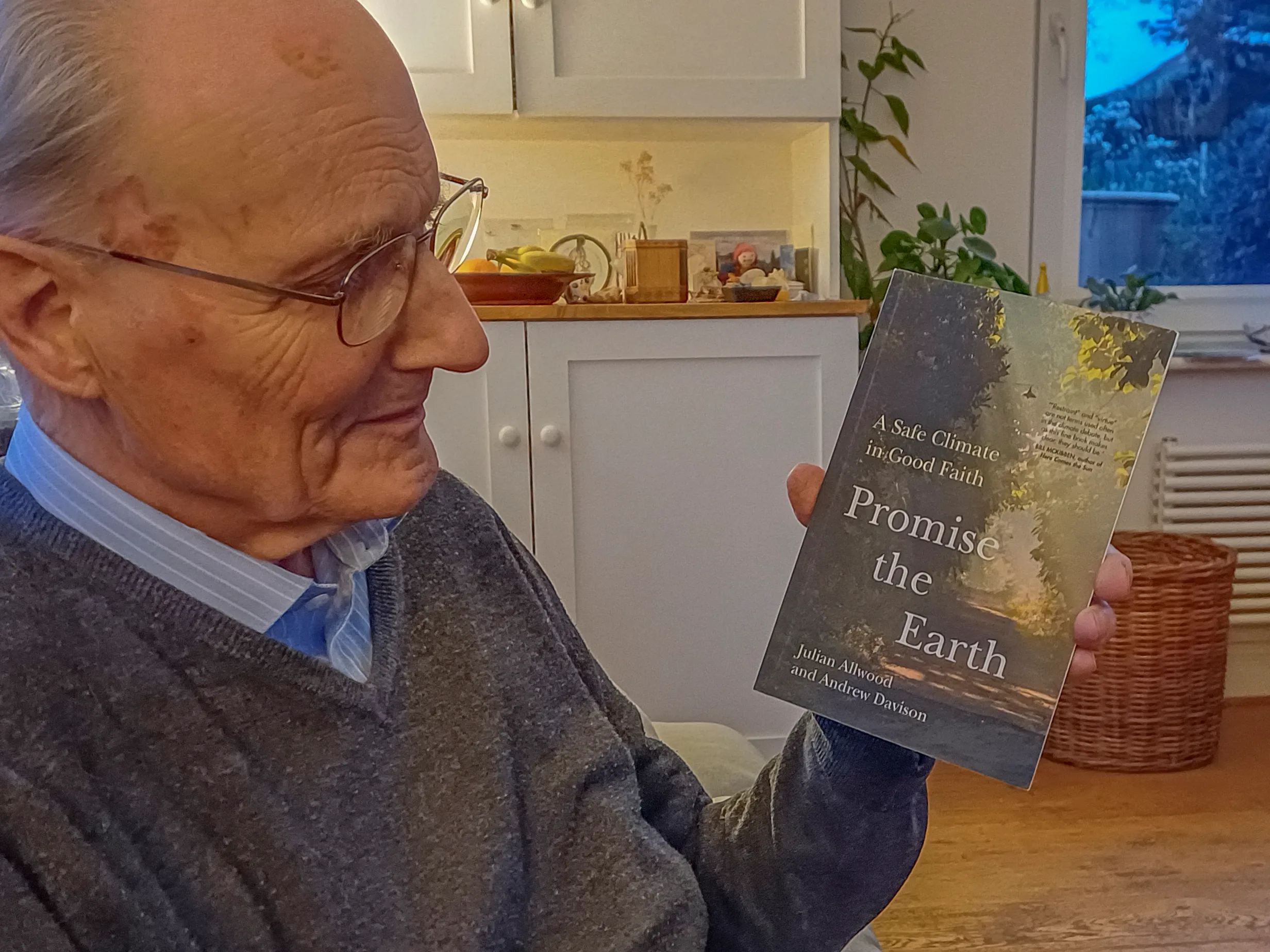Promise the Earth – A Safe Climate in Good Faith – Book Review